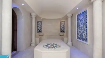 HAWAII HOTEL
