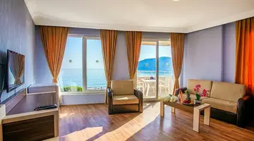 Hawaii Suite Beach Hotel