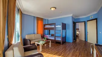 Hawaii Suite Beach Hotel