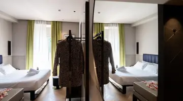 Heart Hotel