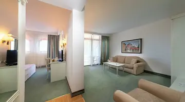 Helena Park - Ultra All inclusive