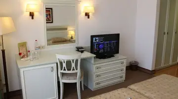 Helena Park - Ultra All inclusive