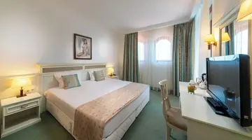 Helena Park - Ultra All inclusive