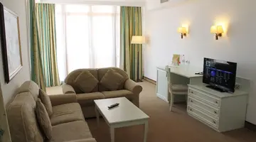 Helena Park - Ultra All inclusive