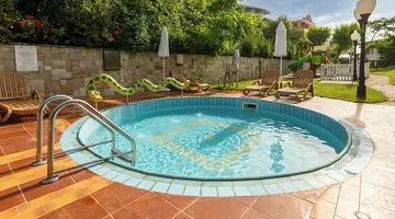 Helena Sands Hotel