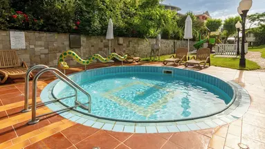 Helena Sands Hotel