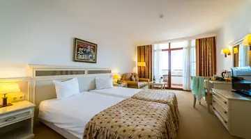 Helena Sands Hotel