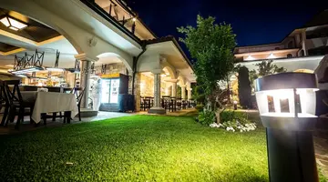 Helena Sands Hotel
