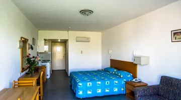 Helios Bay Hotel Apartments