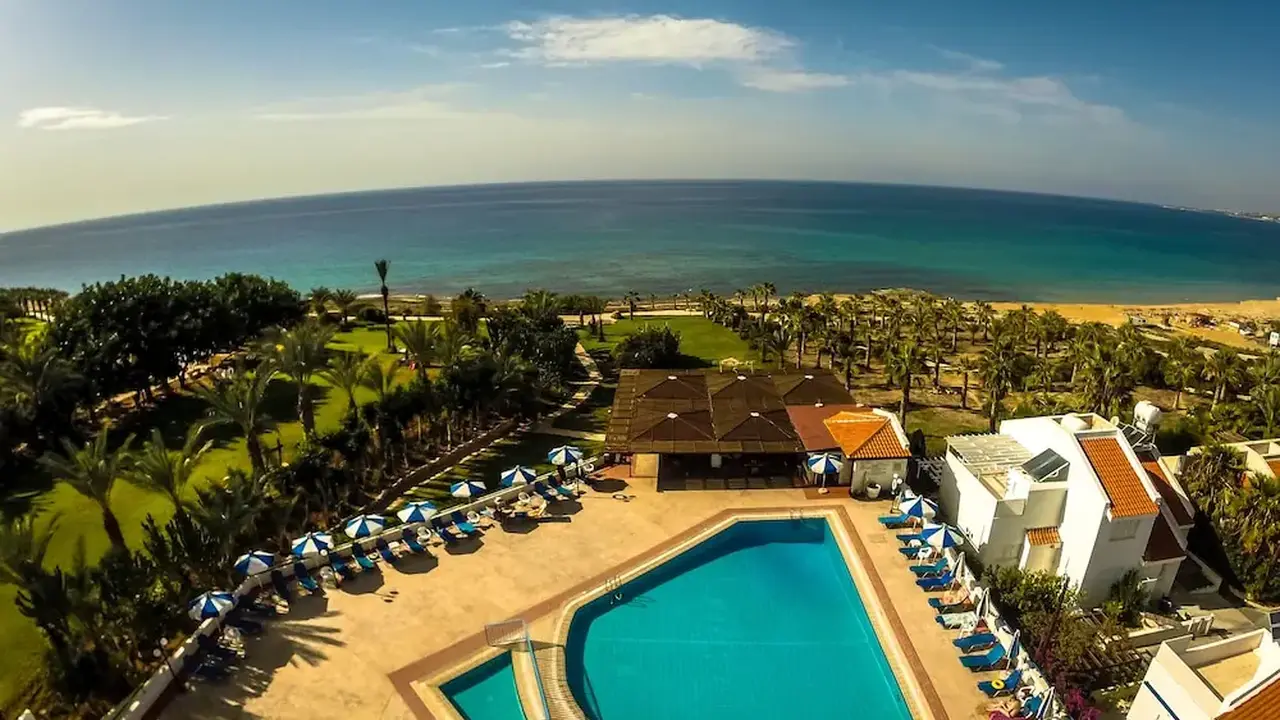 Helios Bay Hotel Apartments