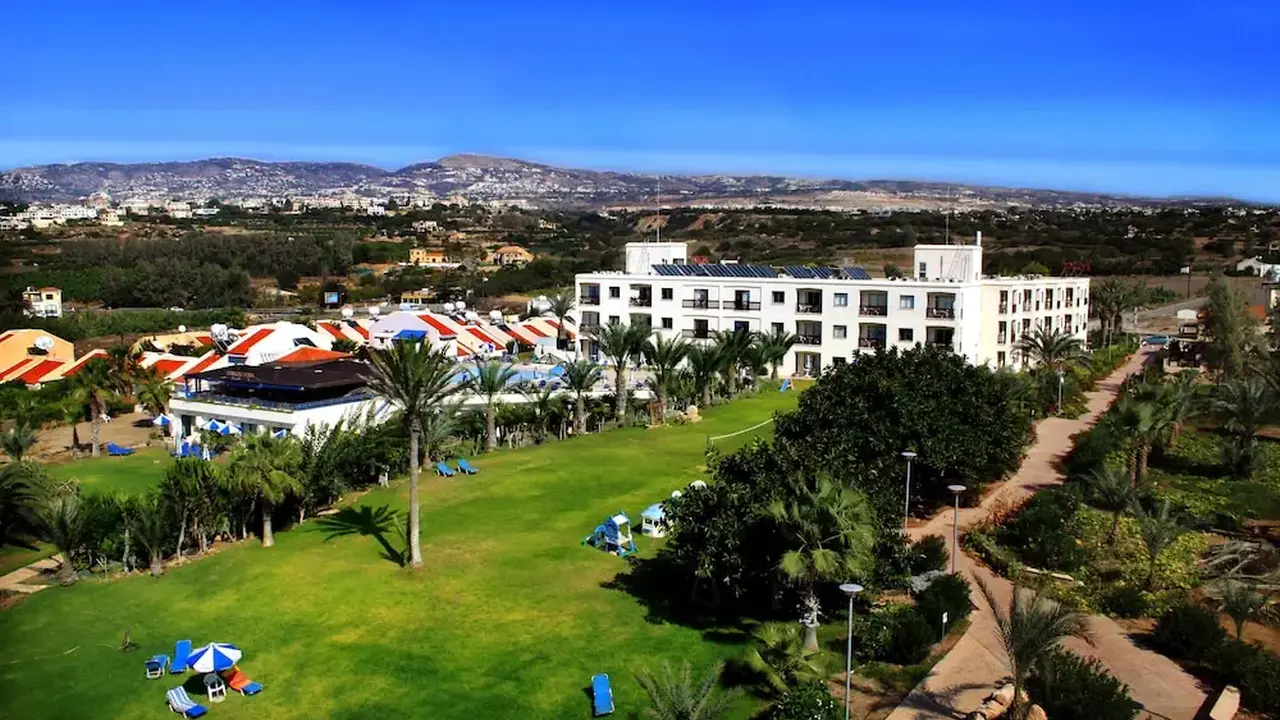 Helios Bay Hotel Apartments