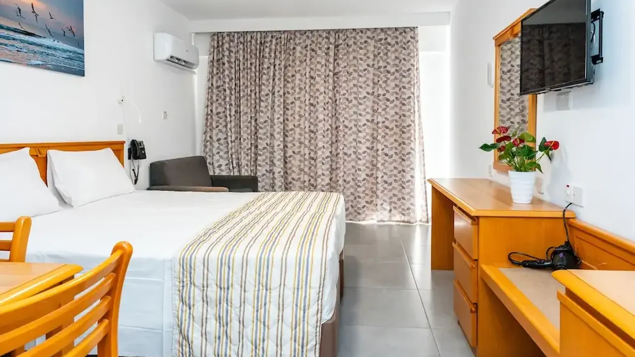 Helios Bay Hotel Apartments