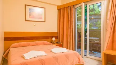 HELLINIS HOTEL