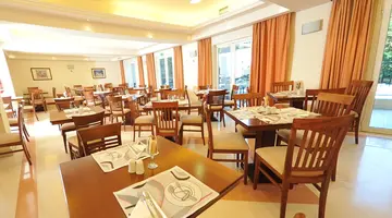 HELLINIS HOTEL