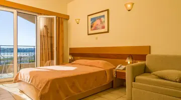 HELLINIS HOTEL