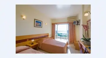 HELLINIS HOTEL