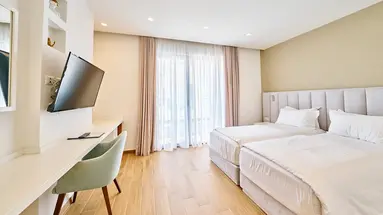 HENRY RESORT AND SPA