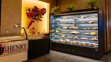 HENRY RESORT AND SPA