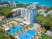 HENRY RESORT AND SPA