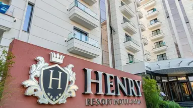 Henry Resort & SPA