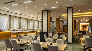 Henry Resort & SPA