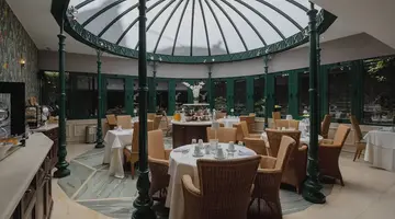 Hera Hotel