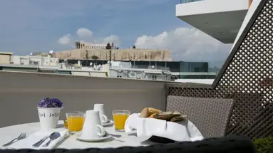Hera Hotel