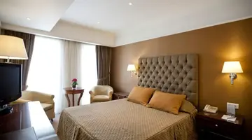 Hera Hotel