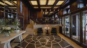 Hera Hotel