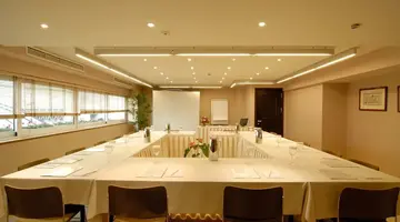 Hera Hotel