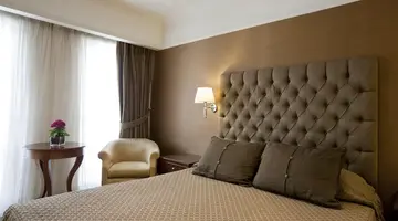Hera Hotel