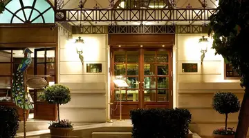 Hera Hotel
