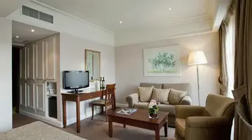 Hera Hotel