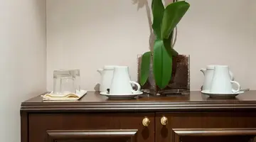 Hera Hotel