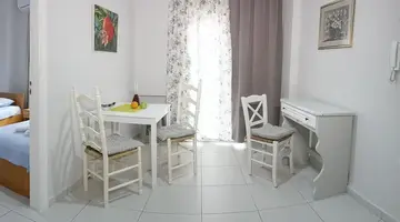 Heraklion Old Port Apartments