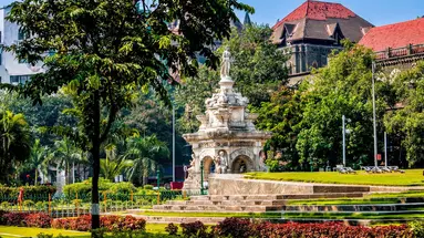 Herbata u Radży czy kawa u Szejka?