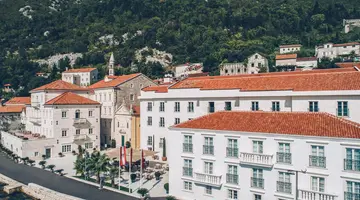 Heritage Grand Perast