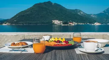 Heritage Grand Perast