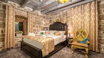 Heritage Palace Varos