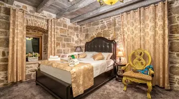 Heritage Palace Varos