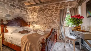 Heritage Palace Varos