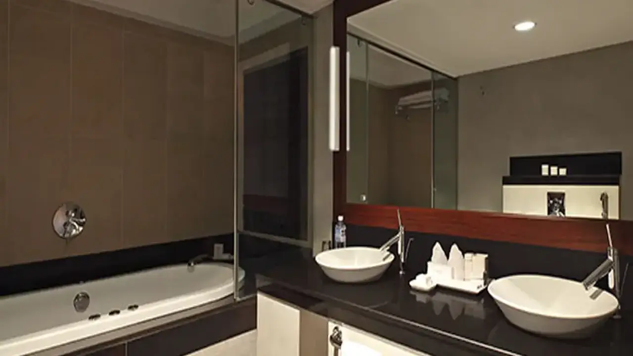 HERITANCE AHUNGALLA