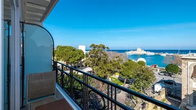 Hermes Hotel
