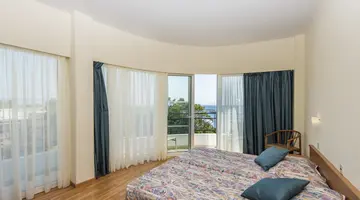 Hermes Hotel