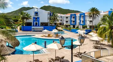 Hesperia Playa el Agua