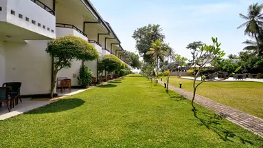 Hibiscus Beach Hotel