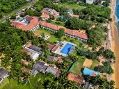 Hibiscus Beach Hotel