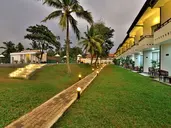 HIBISCUS BEACH HOTEL