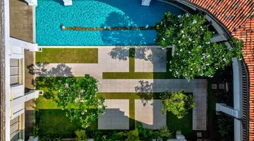 Hibiscus Beach Hotel