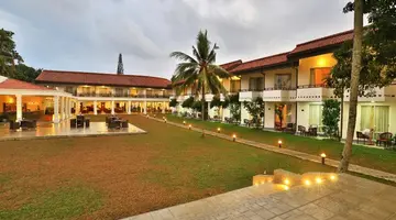 HIBISCUS BEACH HOTEL